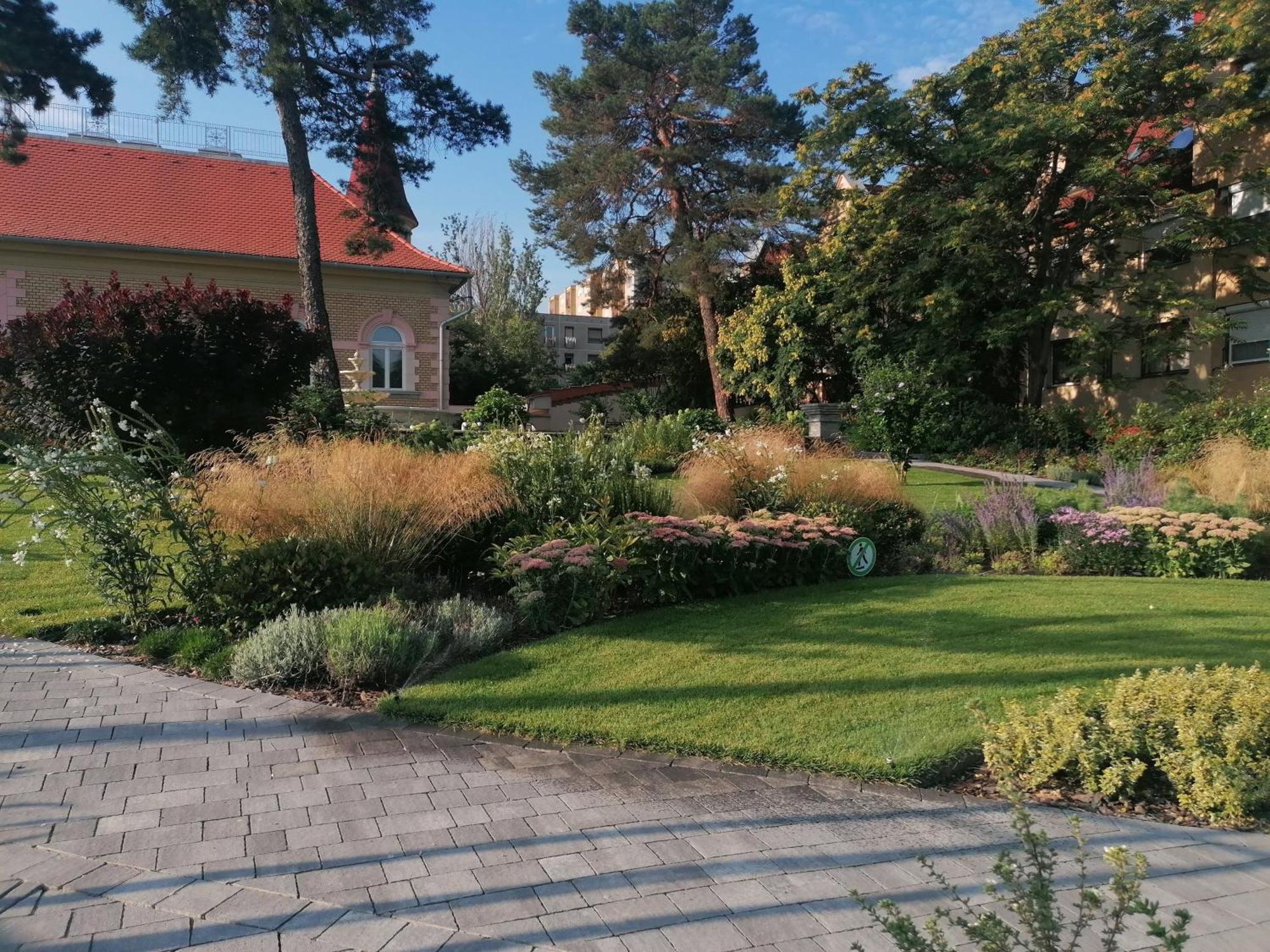 Toni Villa Budapest Bagian luar foto