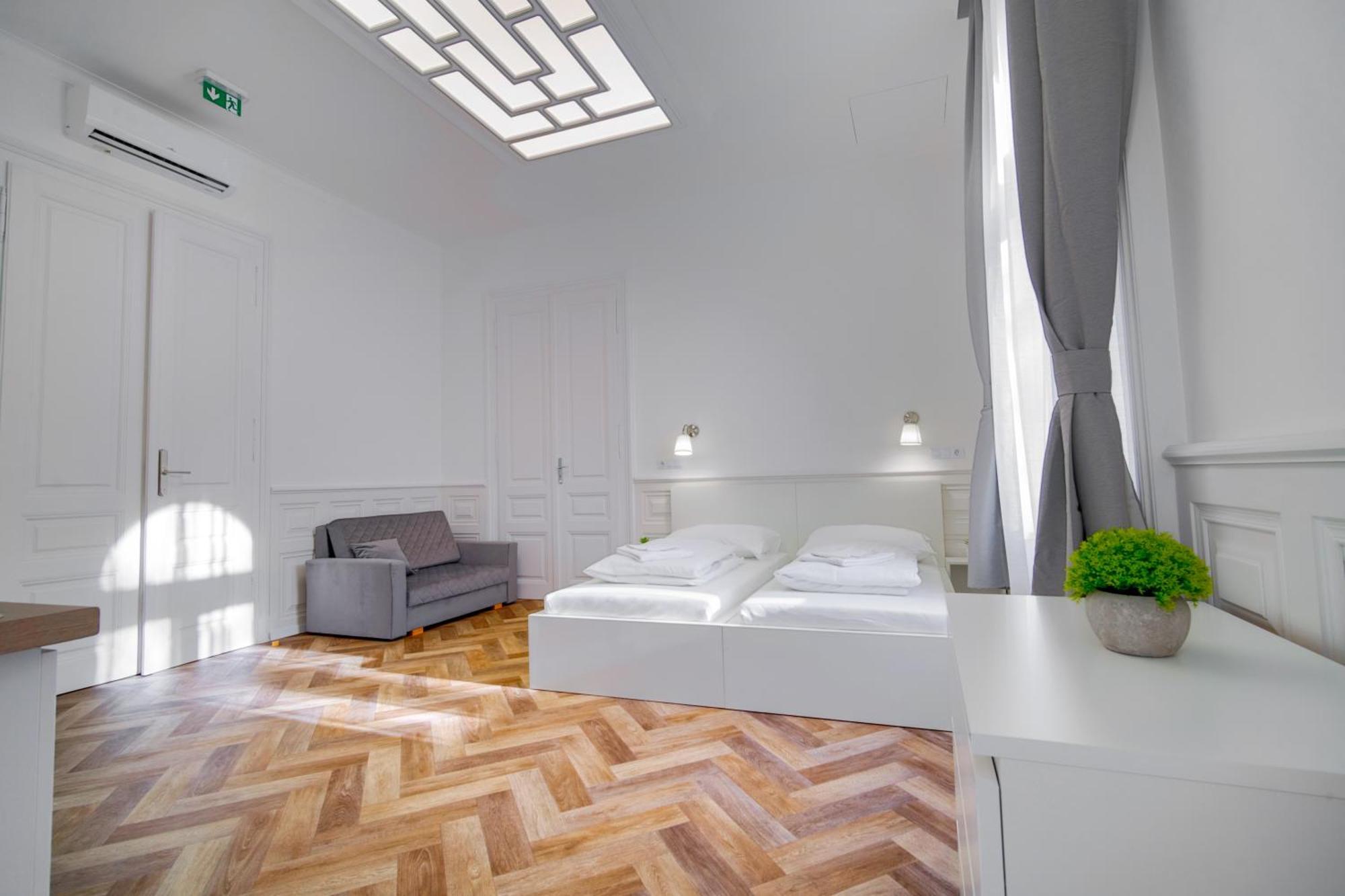 Toni Villa Budapest Bagian luar foto